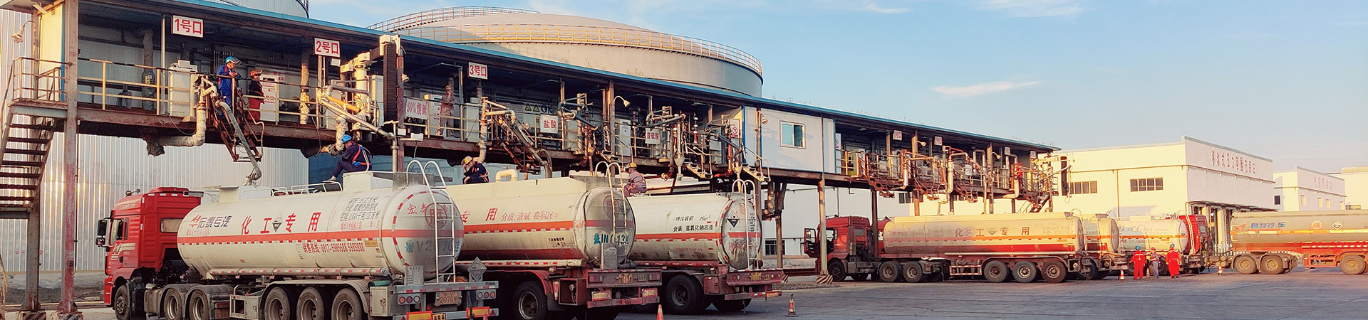 青島賽邦焊接機(jī)器人