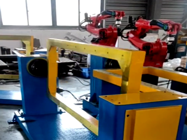 氣保焊機(jī)器人的優(yōu)點(diǎn)和缺點(diǎn)是什么 氣保焊機(jī)器人