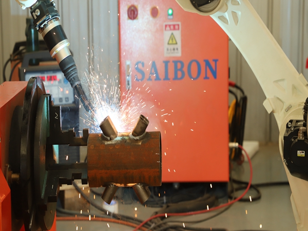 保險(xiǎn)箱自動化焊接生產(chǎn)線的具體工序是什么 保險(xiǎn)箱焊接機(jī)器人