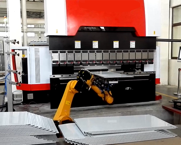 折彎?rùn)C(jī)器人