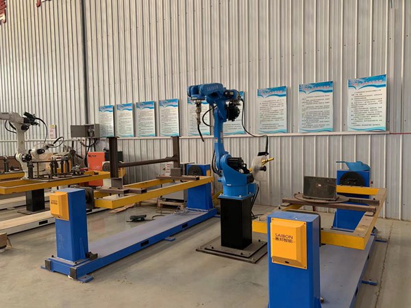 六軸焊接機器人圖片 焊接機器人廠家關(guān)于六軸焊接機器人的介紹