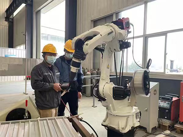 如何選擇自動焊接設(shè)備？