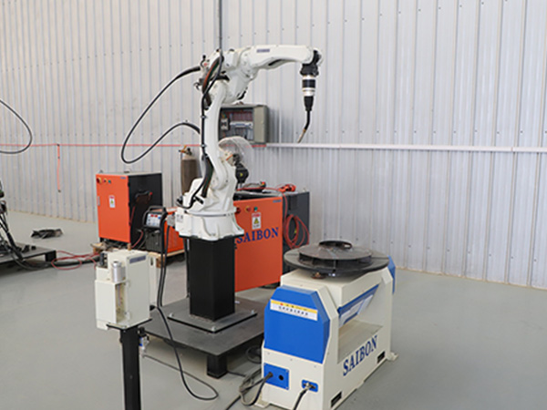 焊接機器人選擇焊接電源考慮輸出的持續(xù)率 焊接機器人選擇焊接電源考慮輸出的持續(xù)率