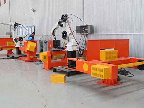 全自動焊接機器人自動化生產(chǎn) 全自動焊接機器人自動化生產(chǎn)