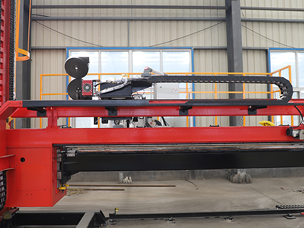 工業(yè)焊接機(jī)器人的運(yùn)動(dòng)控制系統(tǒng) 工業(yè)焊接機(jī)器人的運(yùn)動(dòng)控制系統(tǒng)