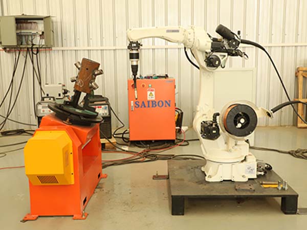 工業(yè)焊接機(jī)器人的優(yōu)點(diǎn) 工業(yè)焊接機(jī)器人的優(yōu)點(diǎn)