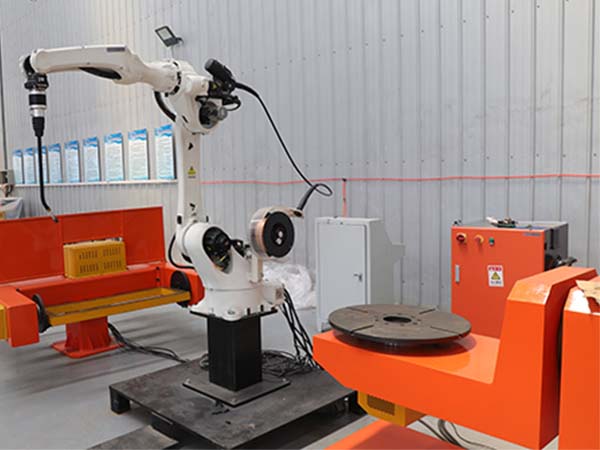 小型焊接機(jī)器人提供的工作崗位 小型焊接機(jī)器人提供的工作崗位