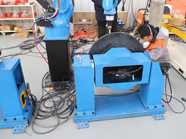 工程結(jié)構(gòu)件使用焊接變位機的類型 工程結(jié)構(gòu)件使用焊接變位機的類型